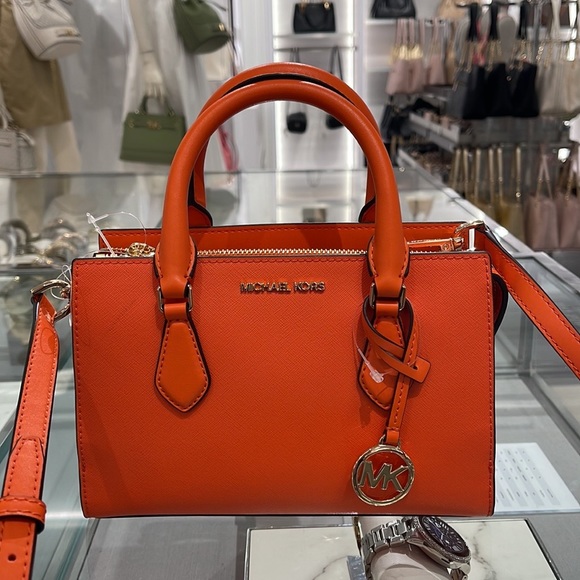 MICHAEL KORS
Sheila Small Faux Saffiano Leather Satchel
Poppy 
NWT - Picture 8 of 16